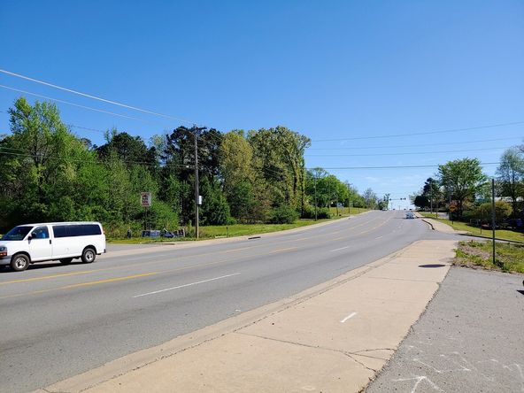 8301 Colonel Glenn Rd, Little Rock, AR 72204